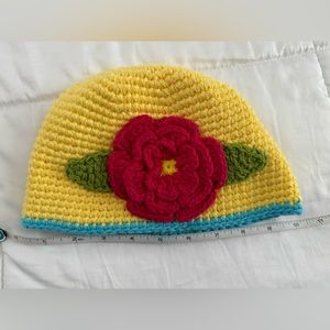 Handmade yellow hat by Stone Flower - says M - measurements in photo